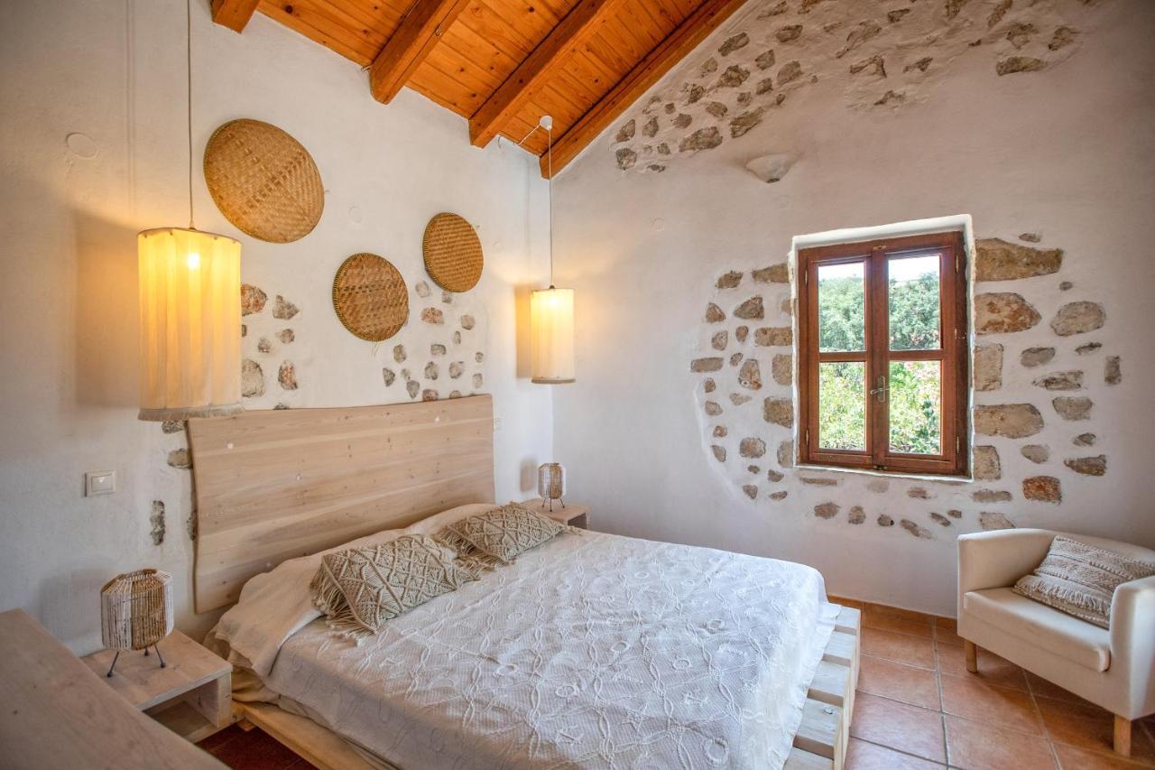 Mystique Villa Evretí
